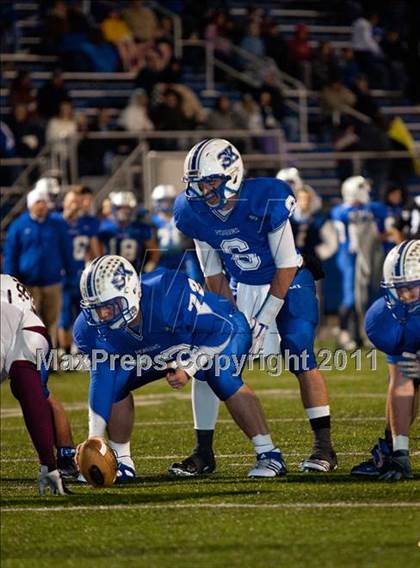 Thumbnail 1 in Simon Kenton vs. Tates Creek (KHSAA 1st Round) photogallery.