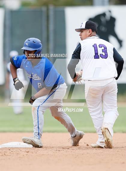 Thumbnail 2 in Chavez vs Sun Valley Magnet (CIF LACS DIII Championship) photogallery.