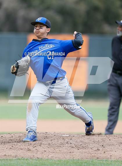 Thumbnail 2 in Chavez vs Sun Valley Magnet (CIF LACS DIII Championship) photogallery.
