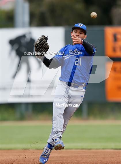 Thumbnail 1 in Chavez vs Sun Valley Magnet (CIF LACS DIII Championship) photogallery.