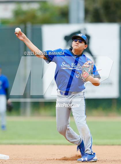 Thumbnail 1 in Chavez vs Sun Valley Magnet (CIF LACS DIII Championship) photogallery.