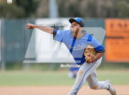 Thumbnail 2 in Chavez vs Sun Valley Magnet (CIF LACS DIII Championship) photogallery.