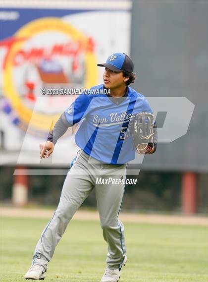 Thumbnail 1 in Chavez vs Sun Valley Magnet (CIF LACS DIII Championship) photogallery.