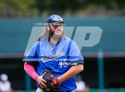 Thumbnail 2 in Chavez vs Sun Valley Magnet (CIF LACS DIII Championship) photogallery.