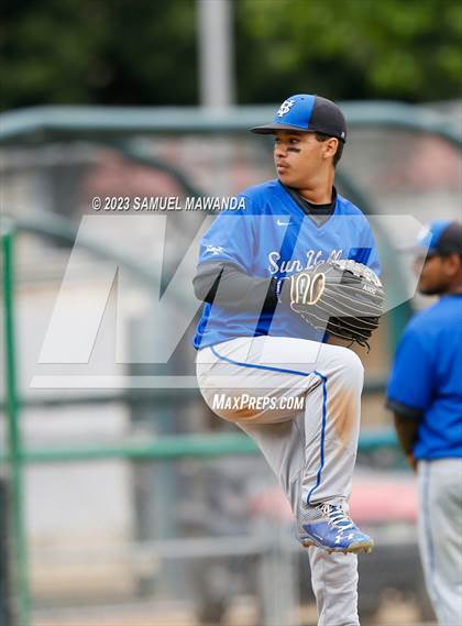 Thumbnail 2 in Chavez vs Sun Valley Magnet (CIF LACS DIII Championship) photogallery.