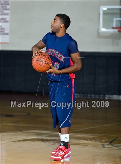 Thumbnail 1 in Manvel @ Dobie (McDonalds Texas Invitational) photogallery.