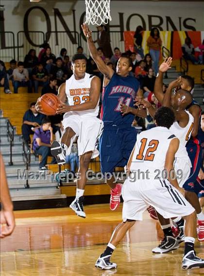 Thumbnail 1 in Manvel @ Dobie (McDonalds Texas Invitational) photogallery.