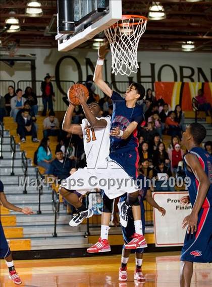 Thumbnail 2 in Manvel @ Dobie (McDonalds Texas Invitational) photogallery.
