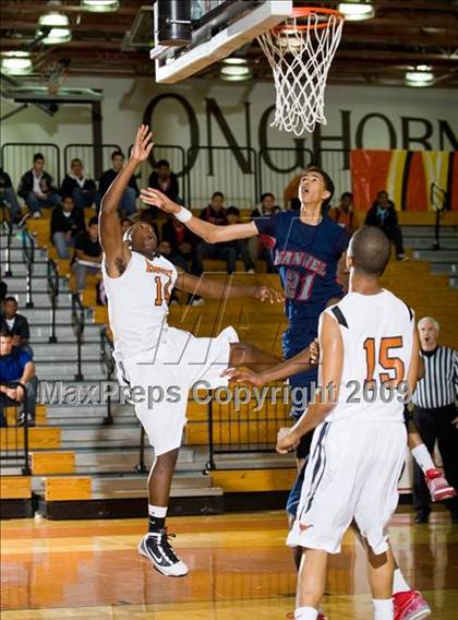 Thumbnail 3 in Manvel @ Dobie (McDonalds Texas Invitational) photogallery.