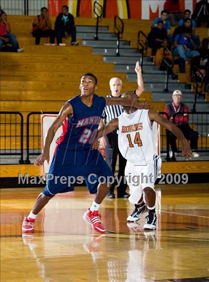 Thumbnail 2 in Manvel @ Dobie (McDonalds Texas Invitational) photogallery.