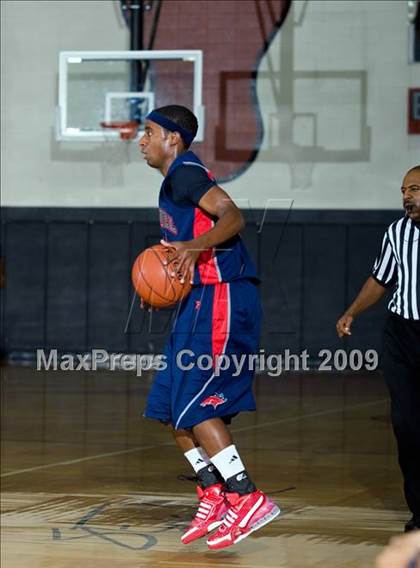 Thumbnail 1 in Manvel @ Dobie (McDonalds Texas Invitational) photogallery.