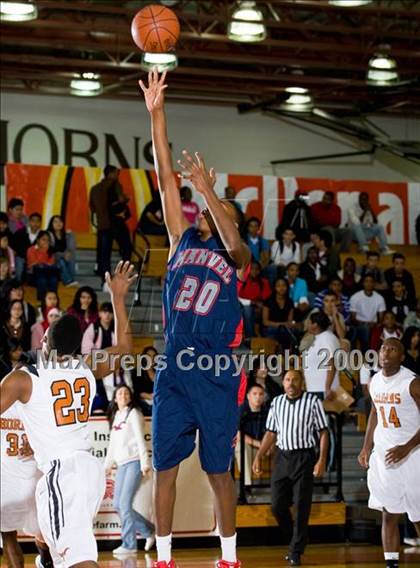 Thumbnail 2 in Manvel @ Dobie (McDonalds Texas Invitational) photogallery.