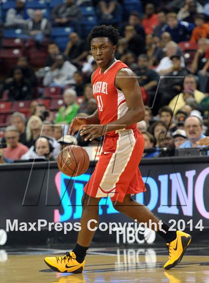 Thumbnail 3 in Bishop O'Dowd vs. Mater Dei (CIF State Open Division Final) photogallery.