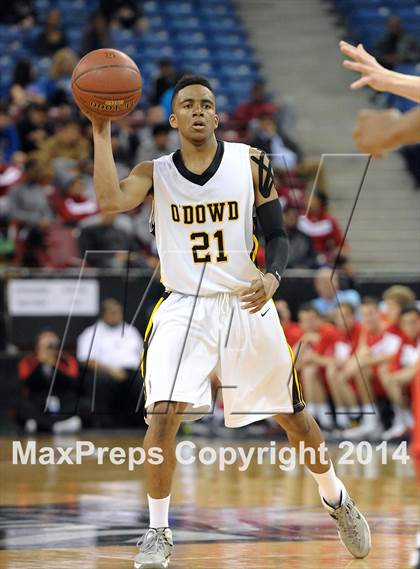 Thumbnail 3 in Bishop O'Dowd vs. Mater Dei (CIF State Open Division Final) photogallery.