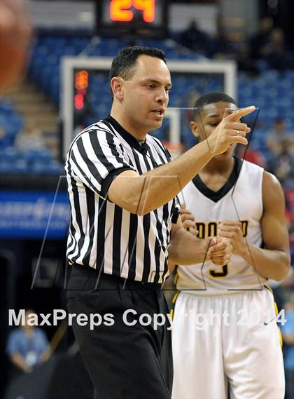 Thumbnail 3 in Bishop O'Dowd vs. Mater Dei (CIF State Open Division Final) photogallery.