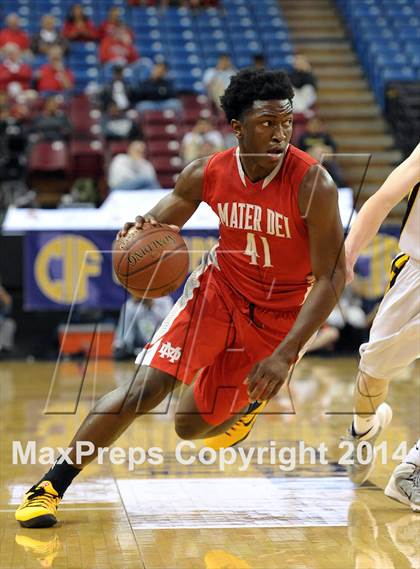 Thumbnail 3 in Bishop O'Dowd vs. Mater Dei (CIF State Open Division Final) photogallery.