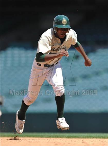 Thumbnail 3 in Beckman vs. South Hills (CIF SS D3 Final) photogallery.