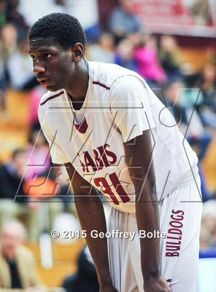 Thumbnail 1 in Sabis International vs Longmeadow (Spalding HoopHall Classic) photogallery.
