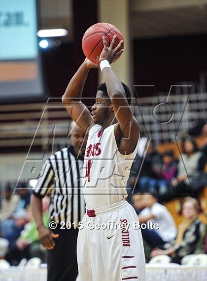 Thumbnail 3 in Sabis International vs Longmeadow (Spalding HoopHall Classic) photogallery.