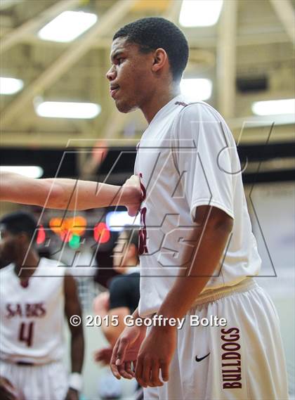 Thumbnail 2 in Sabis International vs Longmeadow (Spalding HoopHall Classic) photogallery.