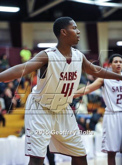 Thumbnail 3 in Sabis International vs Longmeadow (Spalding HoopHall Classic) photogallery.