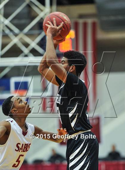Thumbnail 1 in Sabis International vs Longmeadow (Spalding HoopHall Classic) photogallery.