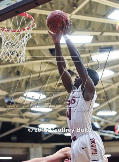 Thumbnail 3 in Sabis International vs Longmeadow (Spalding HoopHall Classic) photogallery.