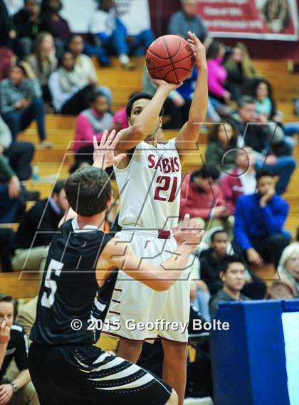 Thumbnail 1 in Sabis International vs Longmeadow (Spalding HoopHall Classic) photogallery.