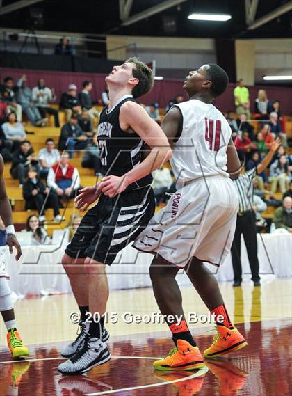 Thumbnail 1 in Sabis International vs Longmeadow (Spalding HoopHall Classic) photogallery.
