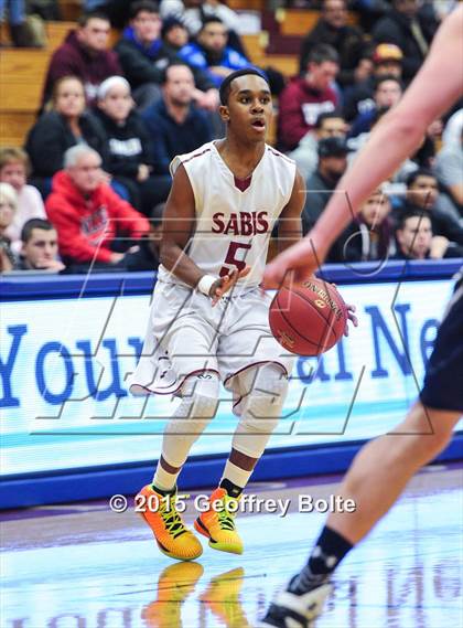 Thumbnail 2 in Sabis International vs Longmeadow (Spalding HoopHall Classic) photogallery.