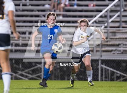 Thumbnail 2 in Mandeville vs. St. Amant (LHSAA D1 Semifinal) photogallery.