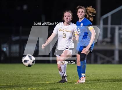 Thumbnail 1 in Mandeville vs. St. Amant (LHSAA D1 Semifinal) photogallery.