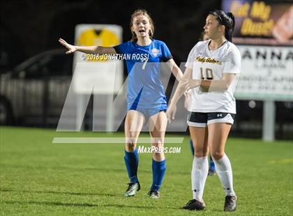 Thumbnail 3 in Mandeville vs. St. Amant (LHSAA D1 Semifinal) photogallery.
