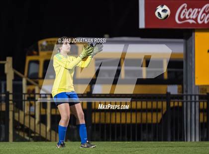 Thumbnail 1 in Mandeville vs. St. Amant (LHSAA D1 Semifinal) photogallery.