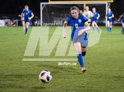 Thumbnail 2 in Mandeville vs. St. Amant (LHSAA D1 Semifinal) photogallery.
