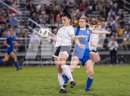 Thumbnail 3 in Mandeville vs. St. Amant (LHSAA D1 Semifinal) photogallery.