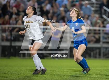 Thumbnail 1 in Mandeville vs. St. Amant (LHSAA D1 Semifinal) photogallery.