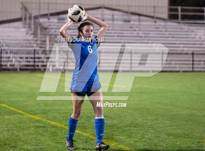 Thumbnail 3 in Mandeville vs. St. Amant (LHSAA D1 Semifinal) photogallery.