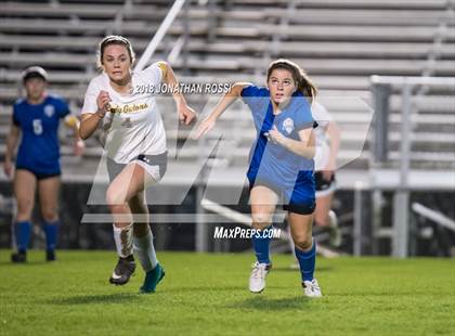 Thumbnail 2 in Mandeville vs. St. Amant (LHSAA D1 Semifinal) photogallery.