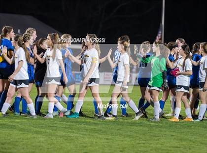 Thumbnail 3 in Mandeville vs. St. Amant (LHSAA D1 Semifinal) photogallery.
