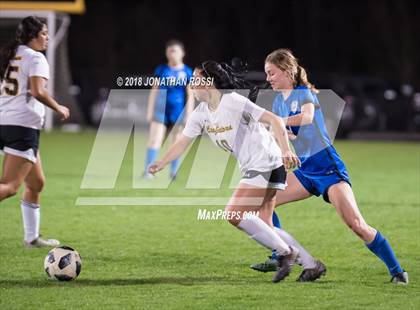 Thumbnail 3 in Mandeville vs. St. Amant (LHSAA D1 Semifinal) photogallery.