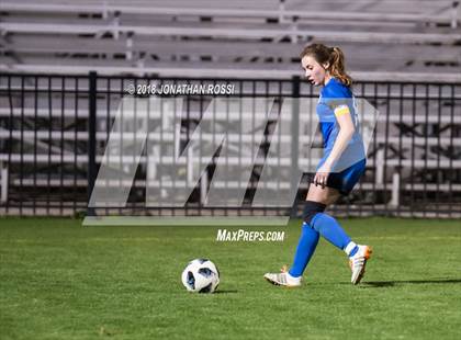 Thumbnail 3 in Mandeville vs. St. Amant (LHSAA D1 Semifinal) photogallery.