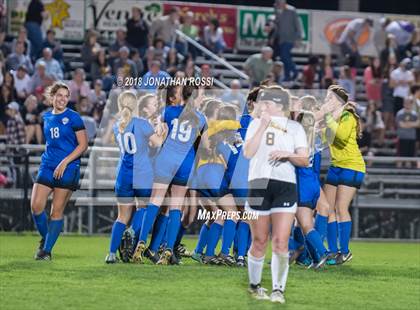Thumbnail 2 in Mandeville vs. St. Amant (LHSAA D1 Semifinal) photogallery.