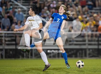 Thumbnail 3 in Mandeville vs. St. Amant (LHSAA D1 Semifinal) photogallery.