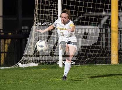 Thumbnail 2 in Mandeville vs. St. Amant (LHSAA D1 Semifinal) photogallery.