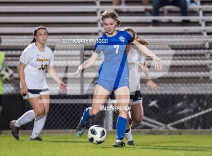 Thumbnail 1 in Mandeville vs. St. Amant (LHSAA D1 Semifinal) photogallery.