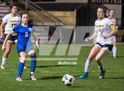 Thumbnail 1 in Mandeville vs. St. Amant (LHSAA D1 Semifinal) photogallery.