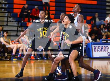 Thumbnail 2 in Findlay Prep vs. Trinity International (Tarkanian Classic) photogallery.