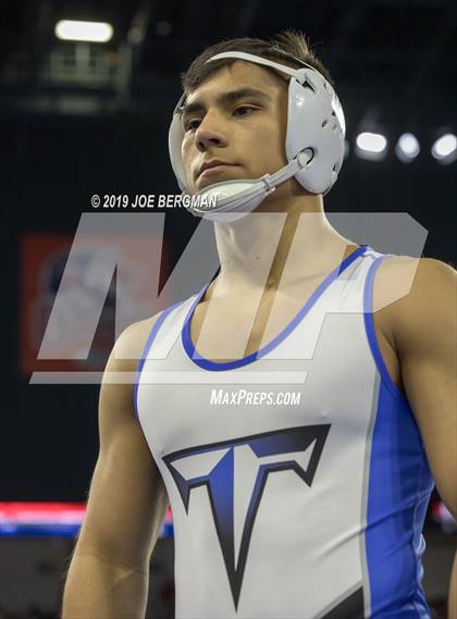 Thumbnail 1 in CIF State Boys Wrestling Championships (3rd/4th Place Matches) photogallery.