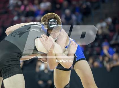 Thumbnail 2 in CIF State Boys Wrestling Championships (3rd/4th Place Matches) photogallery.